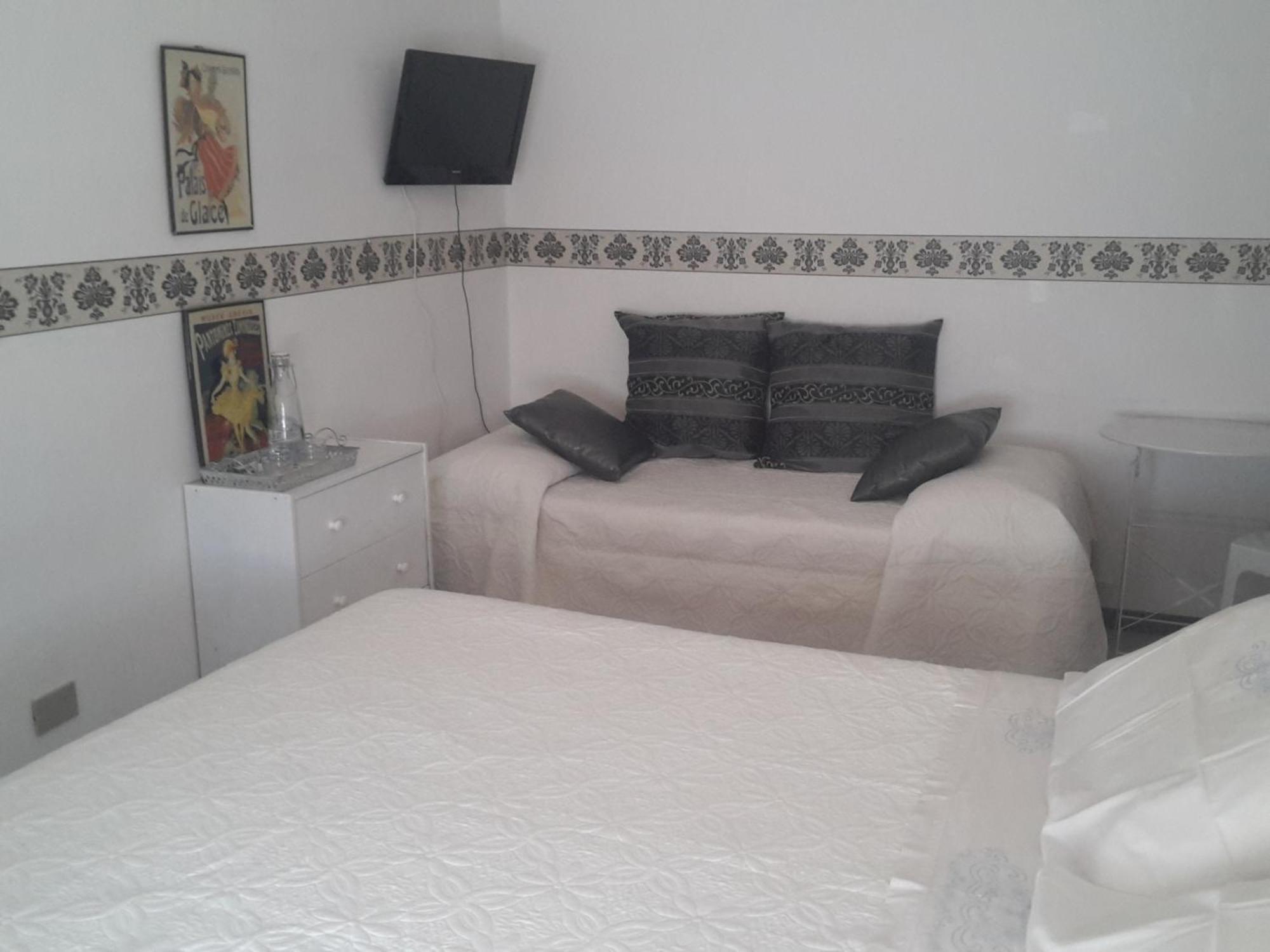 Su Planu Bed & Breakfast กาญารี ห้อง รูปภาพ